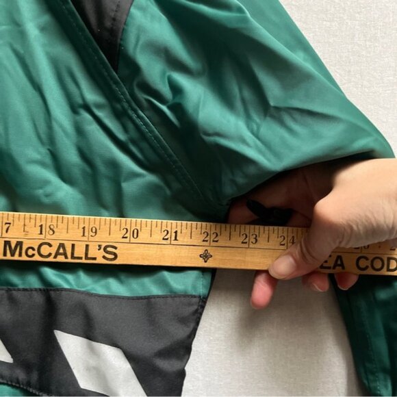 Sugoi Green and Black Cycling Reflective Jacket Sz S - Picture 8 of 8